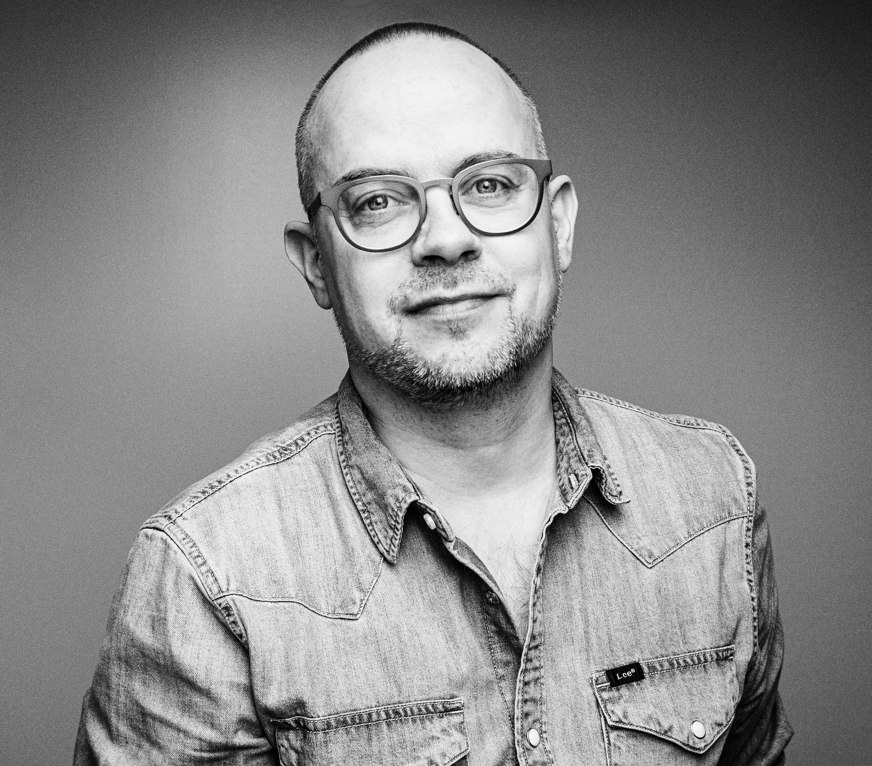 Thomas_large_bw_1